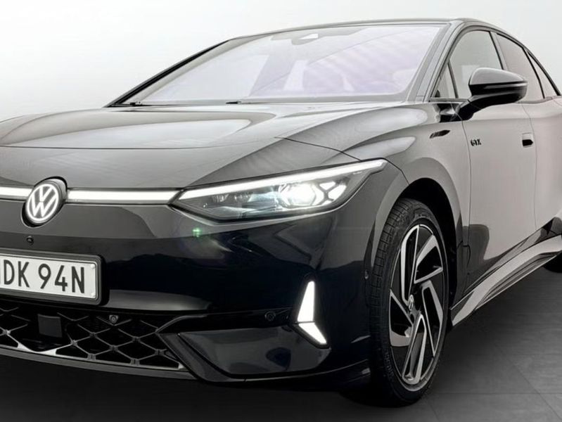 Volkswagen ID.7, GTX SoH 95% 360k Tažné Matrix